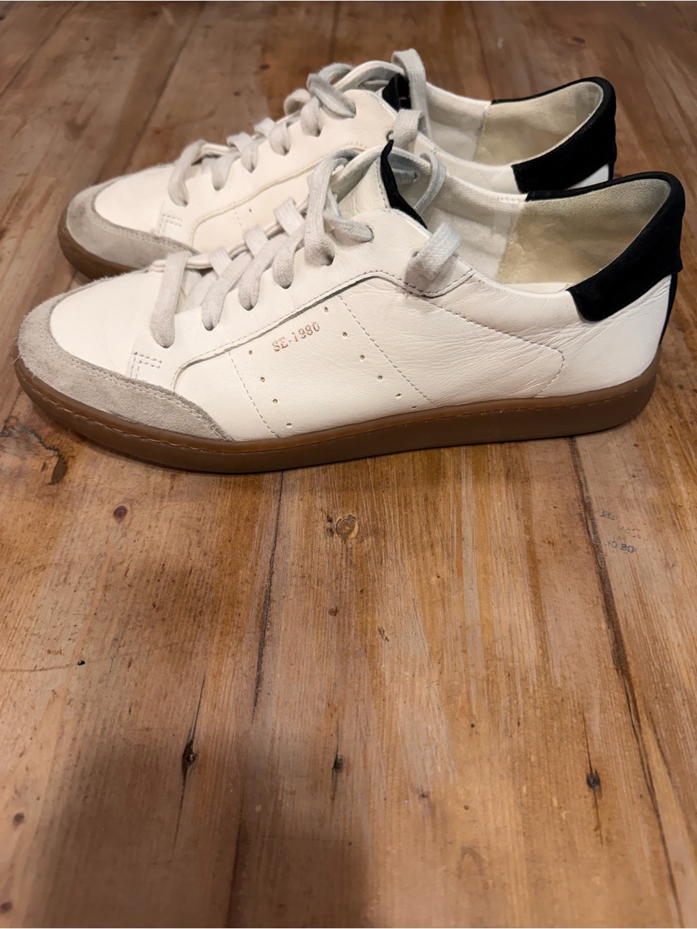 Sam Edelman White Leather Sneakers with Gum Sole and Black Heel 8.5